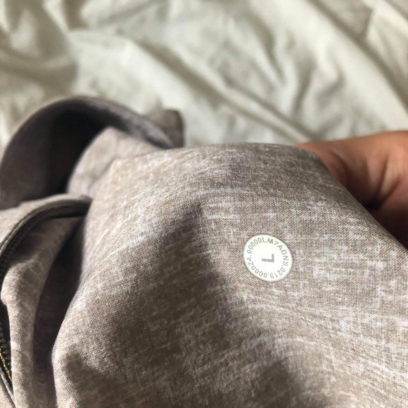 lululemon brown T.H.E shorts, size L, 7in inseam - Picture 2 of 2